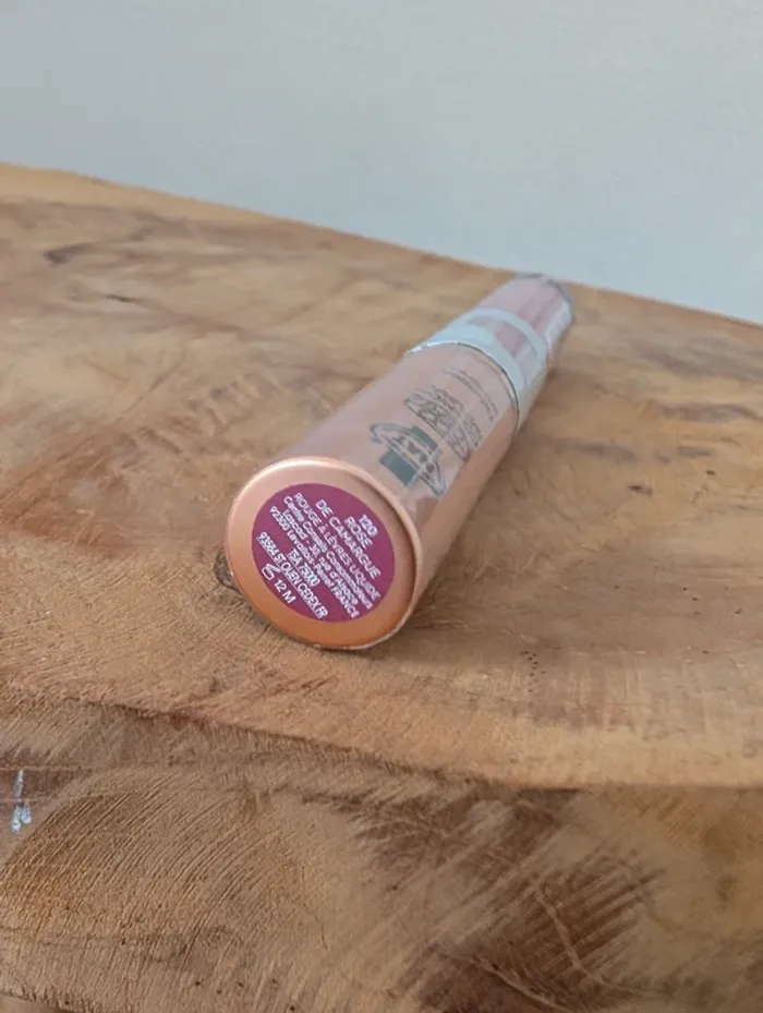 Rouge à lèvres liquide rose de camargue la provençale - photo numéro 4