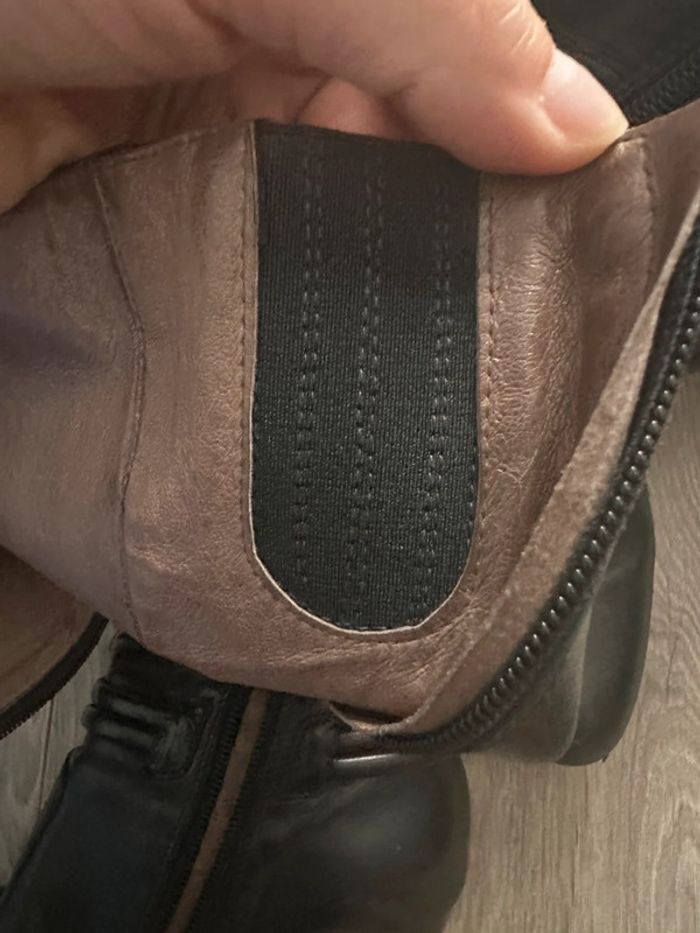 Bottes noires à talons - photo numéro 9
