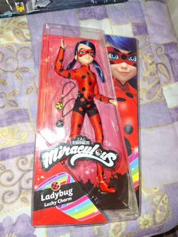 Poupée miraculous ladybug lucky charm