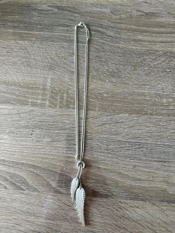Collier ailes