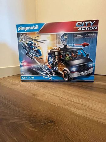 Playmobil City Action - camion de bandits et policier 70575