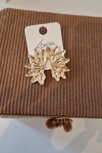 Boucle d oreille doré