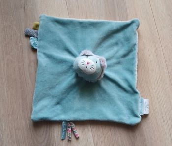 Doudou plat chat vert Moulin Roty Les pachats