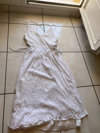 Robe blanche xs Zara