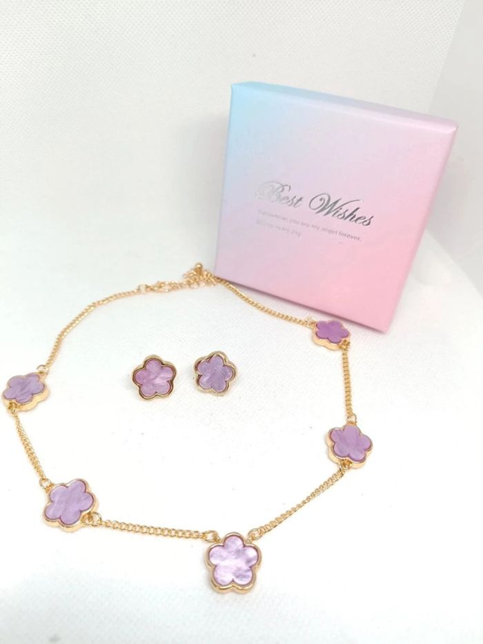 Lot collier + boucles d'oreilles trefle 5 feuilles - photo numéro 3