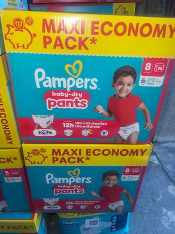 2 carton couche Pampers taille 8