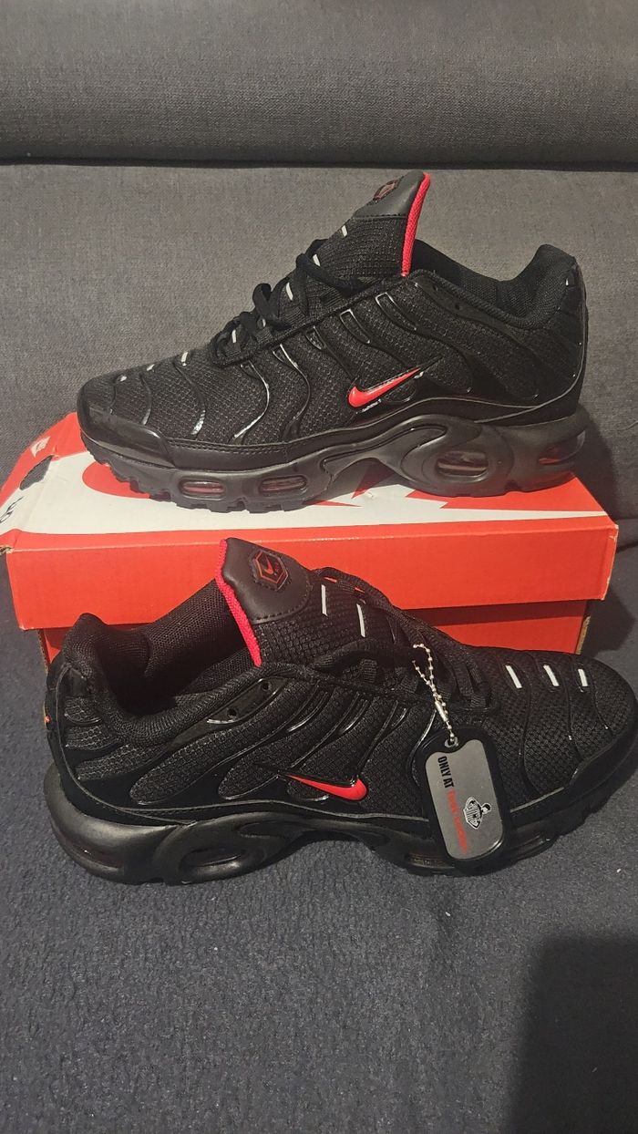 Basket nike tn neuf - photo numéro 3