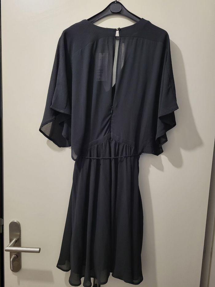 Petite robe noire H&M T38 - photo numéro 6