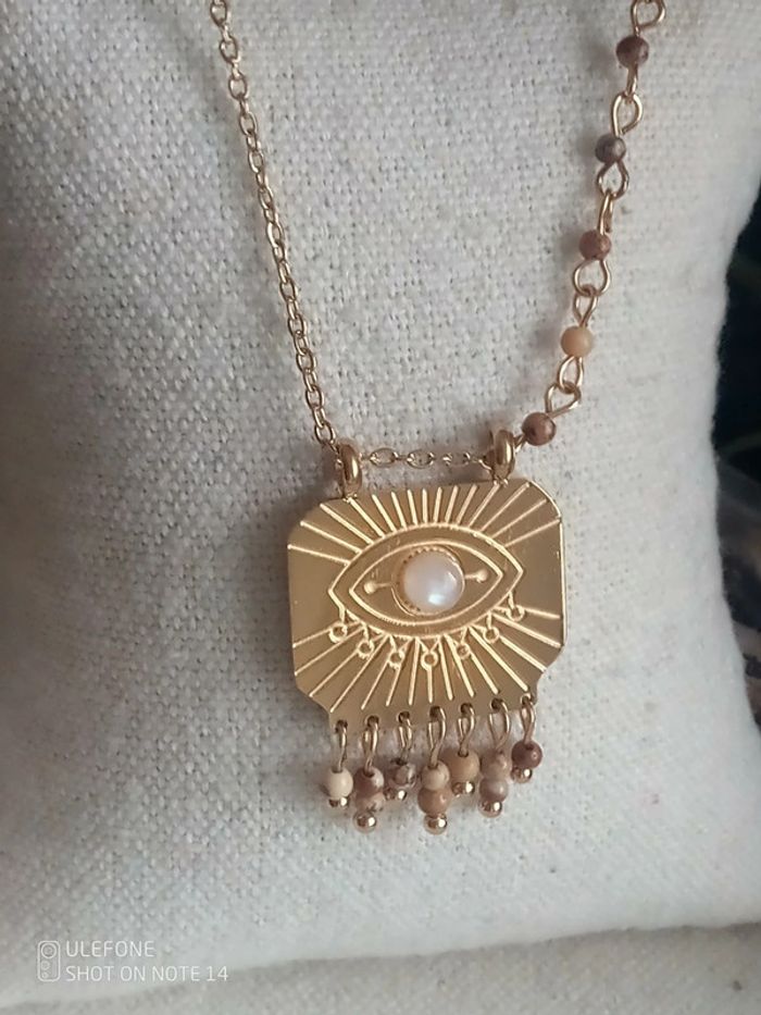 Collier oeil et pierres naturelles de jaspe et lune