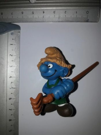 Schtroumpf figurine