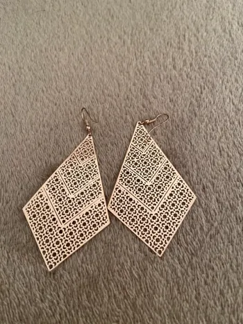 Boucles d’oreilles fantaisie