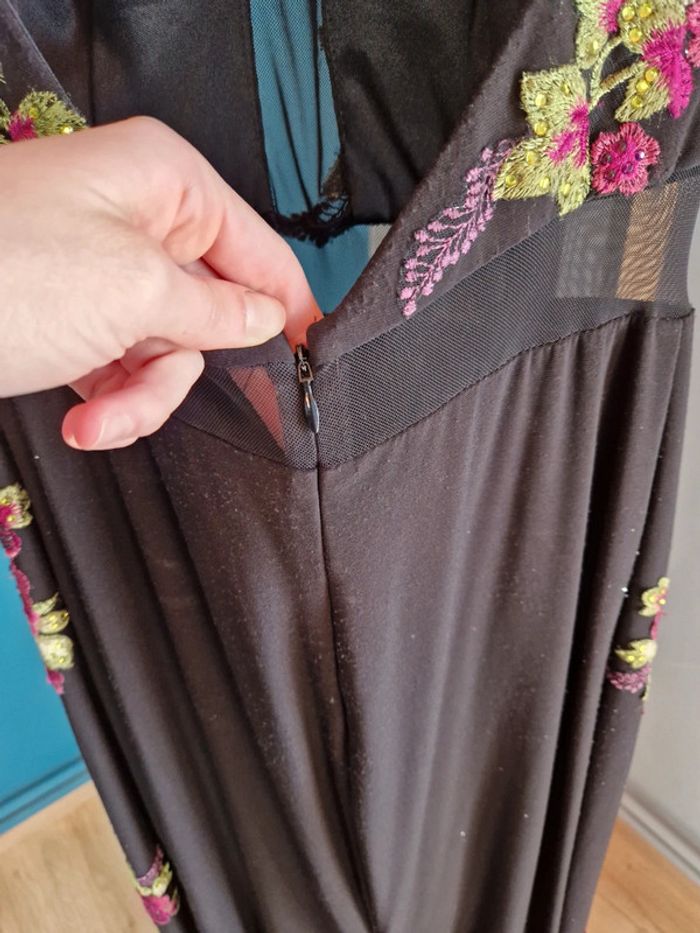 Robe de soirée neuve 38 + chale - photo numéro 6