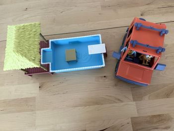 Lot Bluey – Voiture familiale + piscine et terrasse