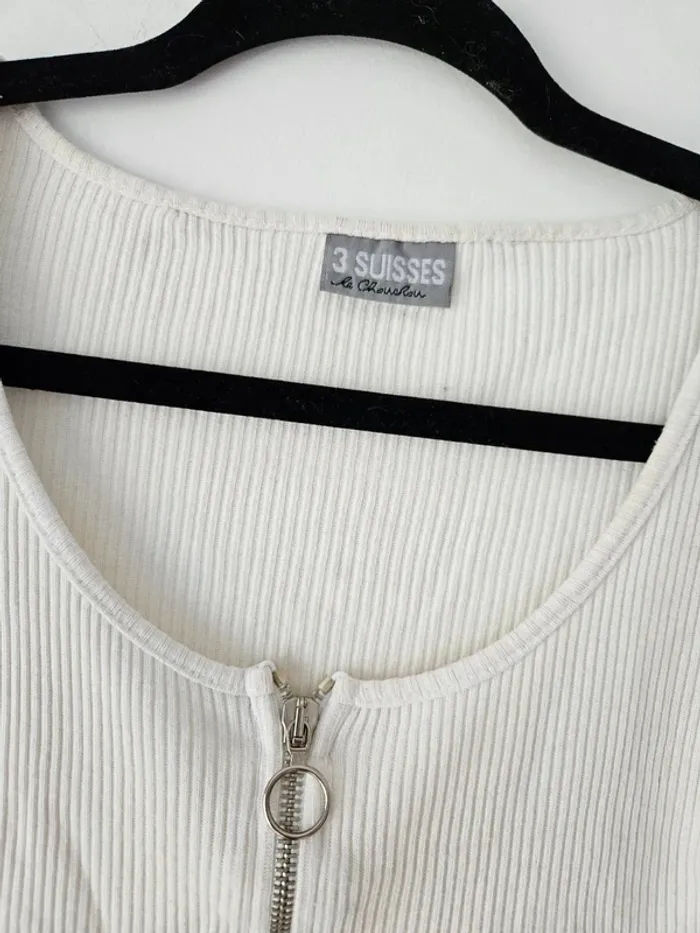 Crop top blanc zippé 3 Suisse taille 38 / M - photo numéro 2