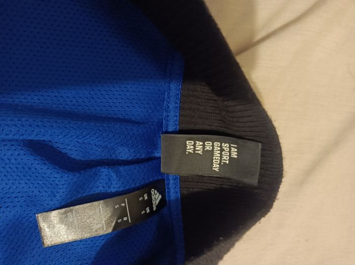 Veste Adidas logo scratch.T.s - photo numéro 5