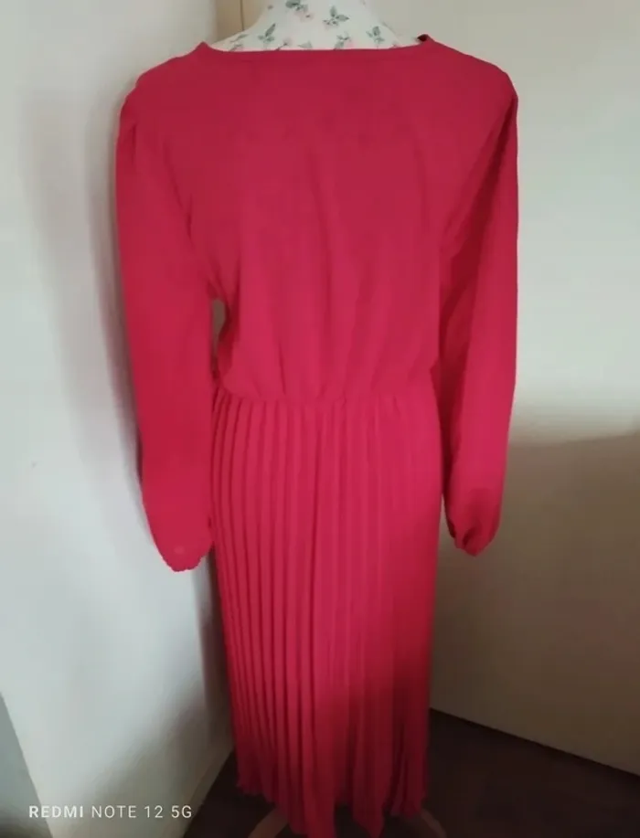 Magnifique robe plissée taille XL - photo numéro 5