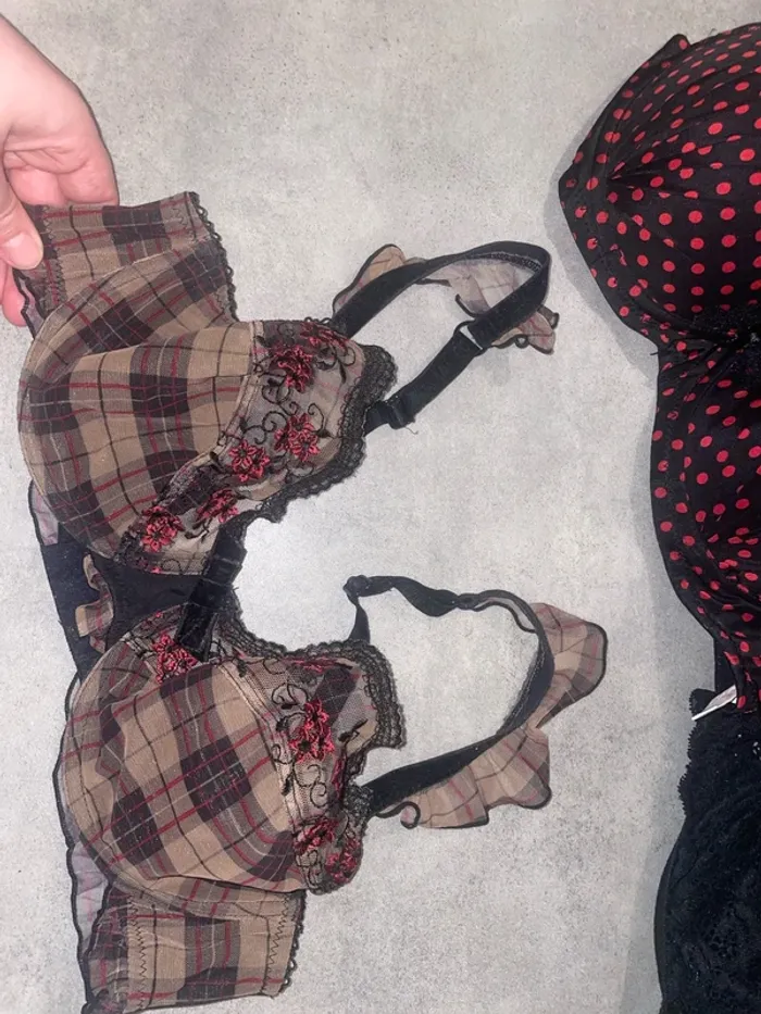 Lot de trois soutiens-gorge - photo numéro 7