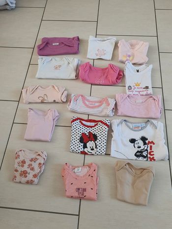 Lot de body manches longues et courtes pour fille