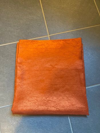 Nappe orange 125x137