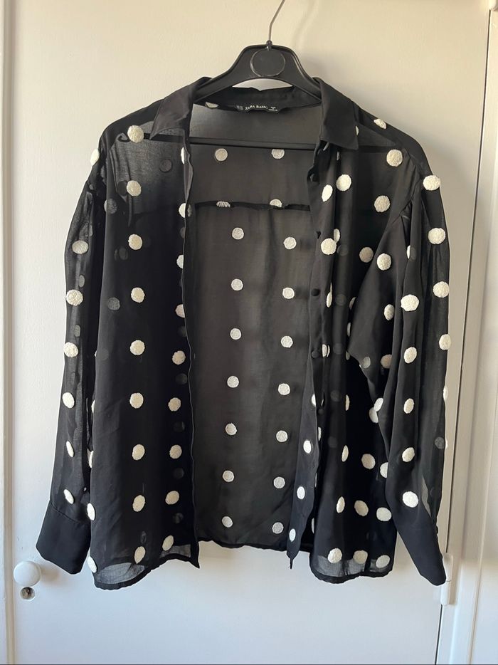 Chemisier Zara Basic XS  noir à  pompons  blancs