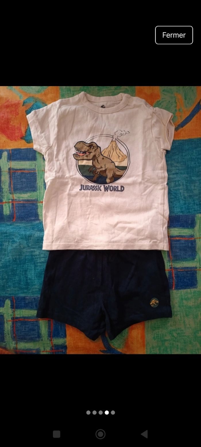 Lot pyjama 12 mois - photo numéro 4