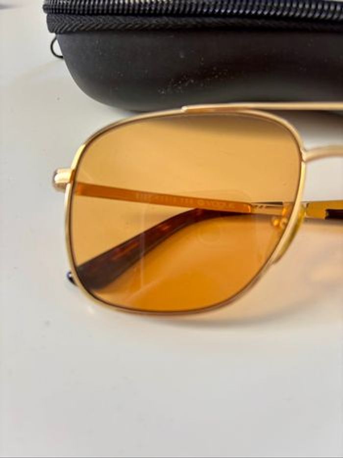 Lunettes de soleil Vogue x Gigi Hadid - photo numéro 4