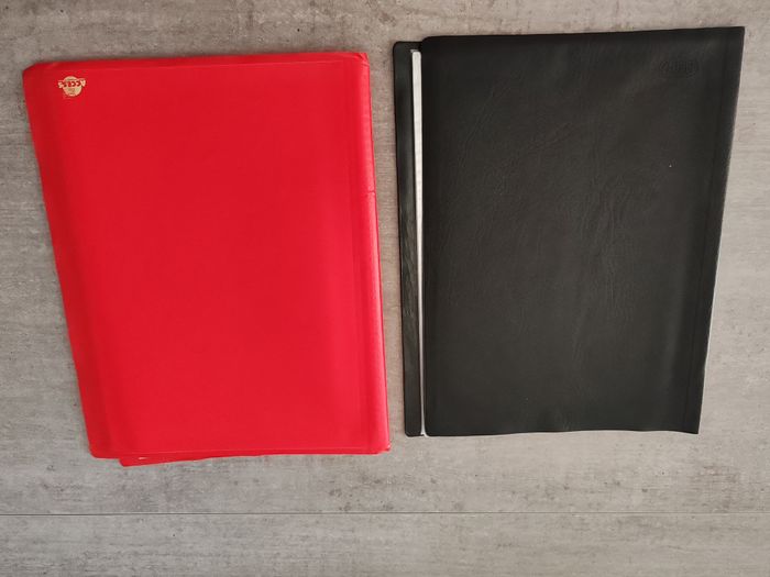Porte Documents noir/rouge