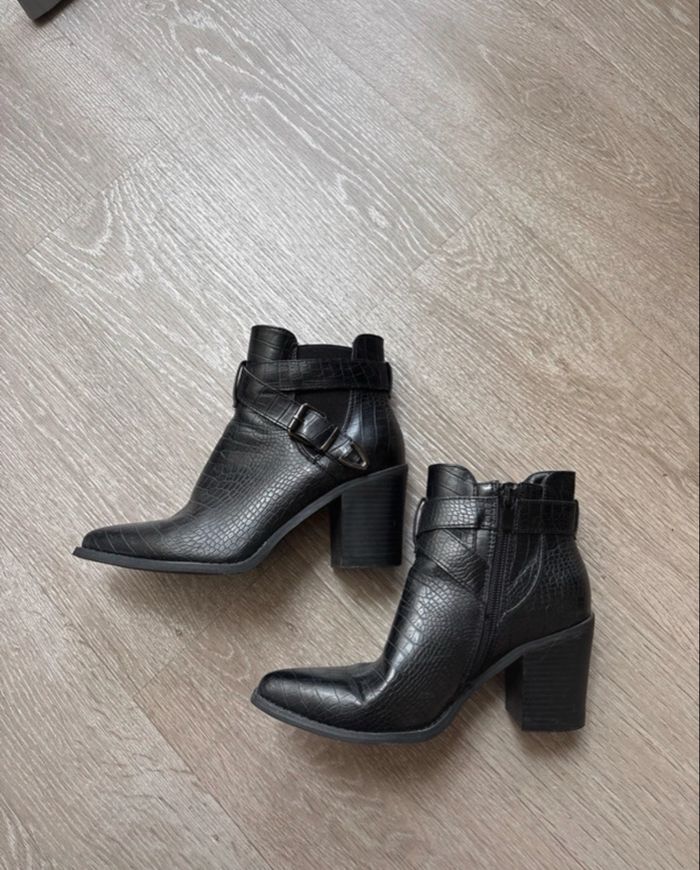 Bottines femme très bon état - photo numéro 2