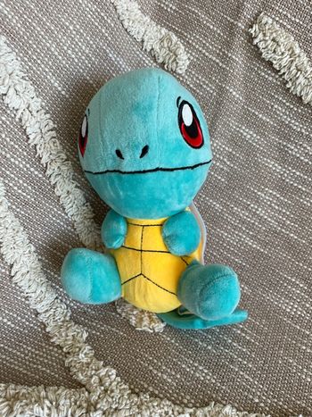 Peluche doudou 20cm Pokémon carapuce tortue bleu marron et jaune très bon état