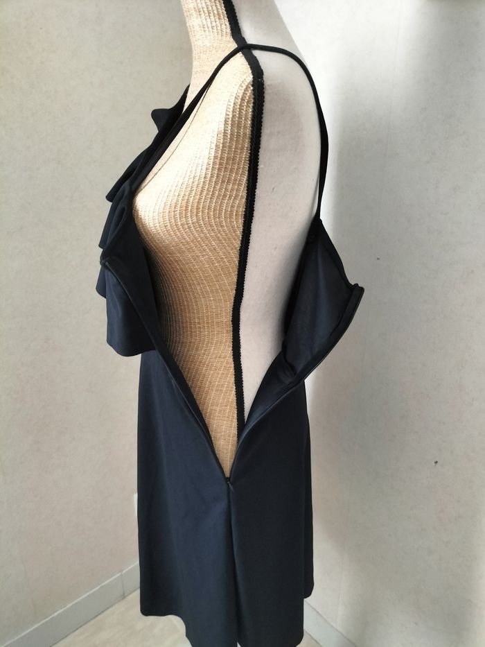 Robe épaule dénudée - photo numéro 6