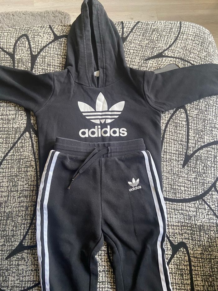 Ensemble Adidas