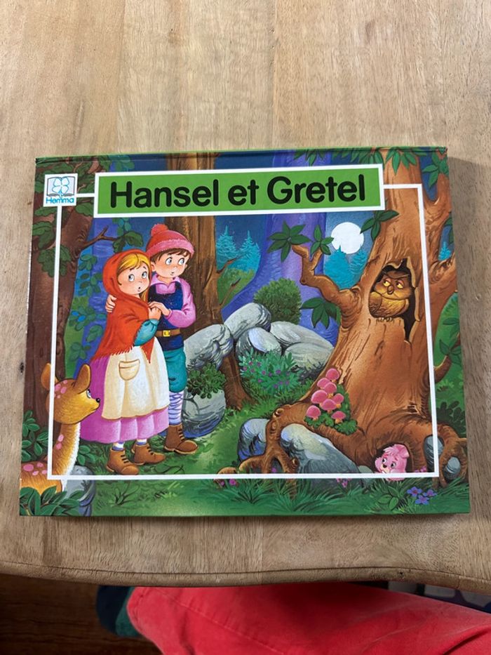 Livre pop-up 3d album ancien Hemma collection Panorama Hansel et Gretel conte