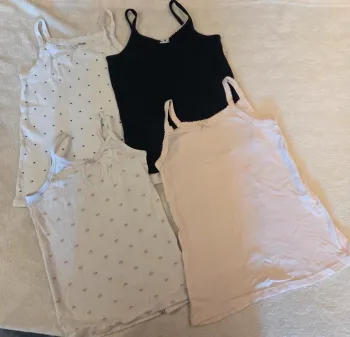 Lot de 4 débardeurs