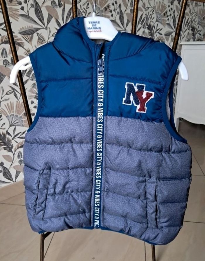 Doudoune neuve 6A 5€