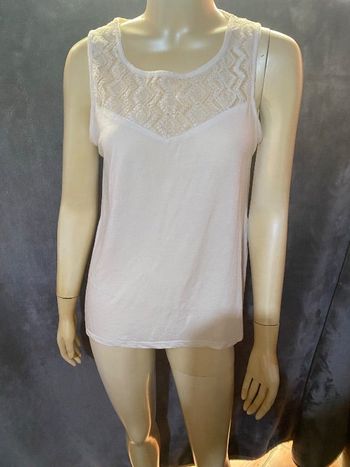 Débardeur blanc dentelle cache-cache taille 3
