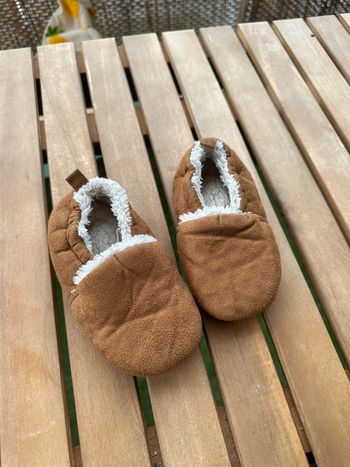 Chaussons H&M 23