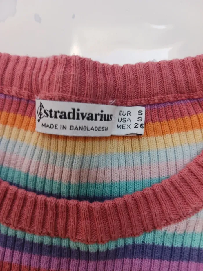 T-shirt / top femme Taille S Stradivarius - photo numéro 3