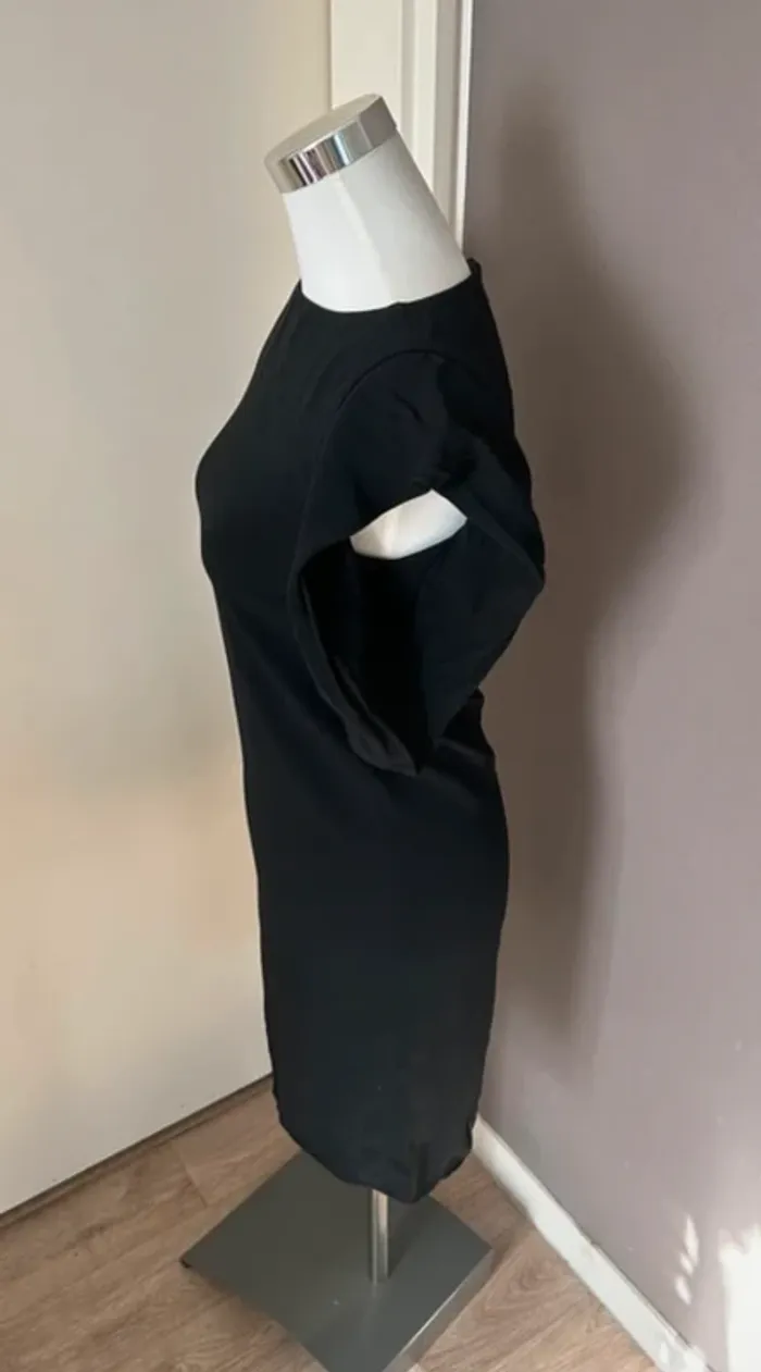 Zara robe noire pour soirée Manches bouffante femme, taille L/40 - photo numéro 2