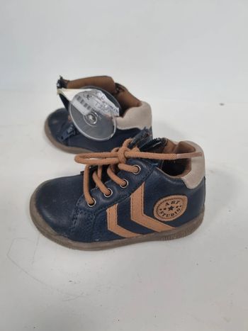 Chaussures enfant taille 20