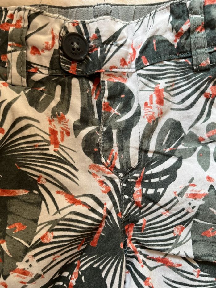 Short réversible kaki Ikks - taille 2 ans - photo numéro 2