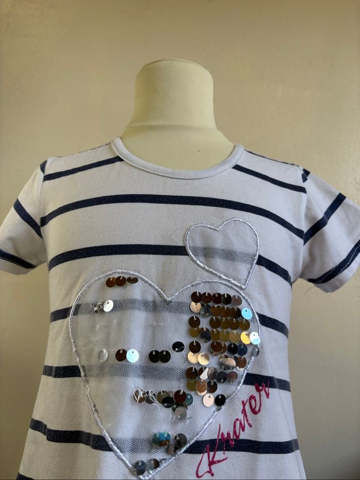 T-shirt fille taille 122/128 - photo numéro 2