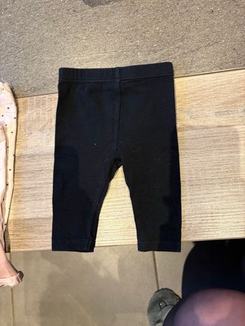 Lot pantalons 1 mois