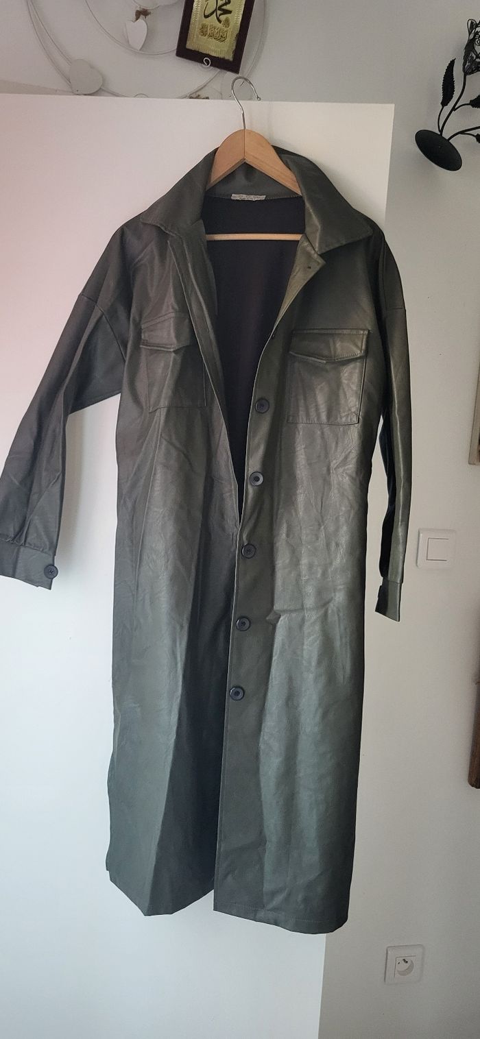 Belle veste en simili cuir