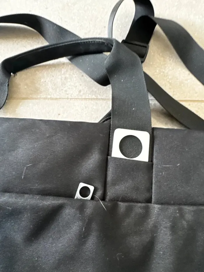 Sac fourre tout Lexon Apollo, très bon état 55x30cm - photo numéro 4
