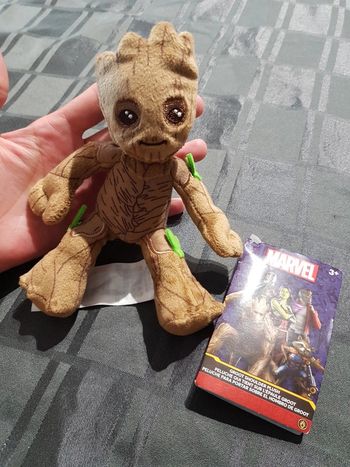 Peluche aimanté Groot disney