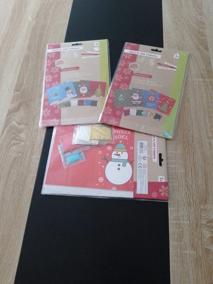 3x3 cartes loisirs créatifs paillettes de NOËL - 16x22cm ( plusieurs exemplaires voir annonce)