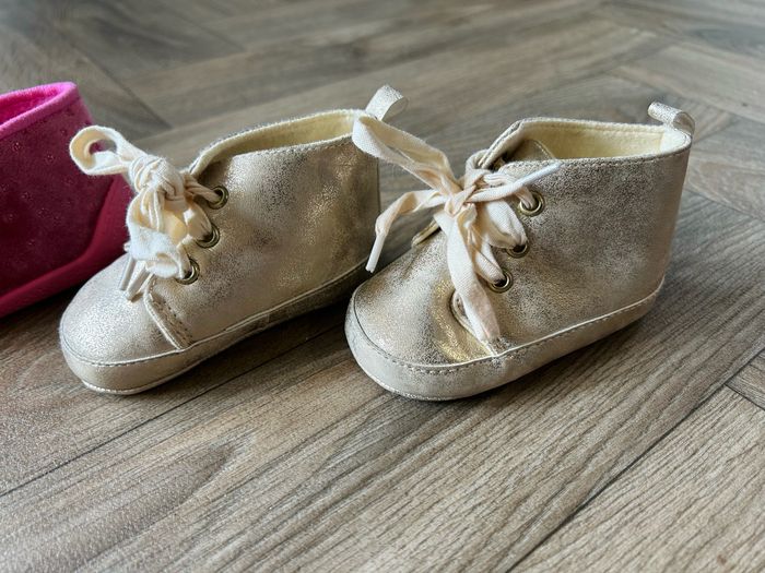 Lot chaussures - photo numéro 3