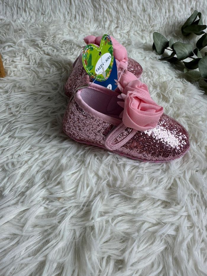 Paire de chaussures rose à paillettes valen Sina taille 21 - photo numéro 5