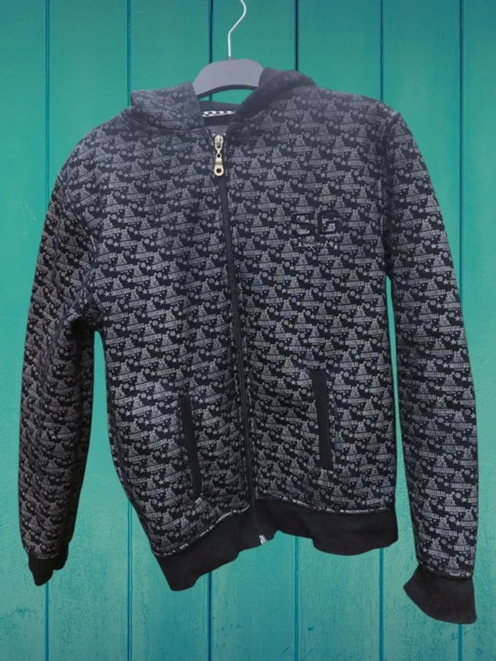 Veste a capuche