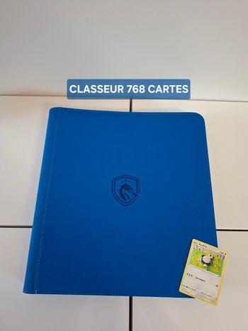 Binder pour 768 pochettes de cartes a collectionner Pokémon / Yu-Gi-Oh coloris bleu